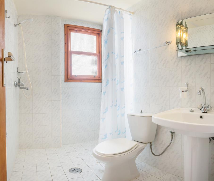 Yiannis Ηotel Foinikion Bagian luar foto