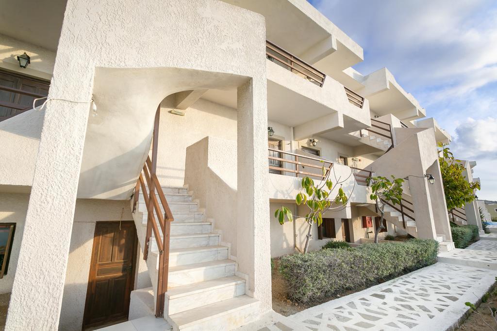 Yiannis Ηotel Foinikion Bagian luar foto